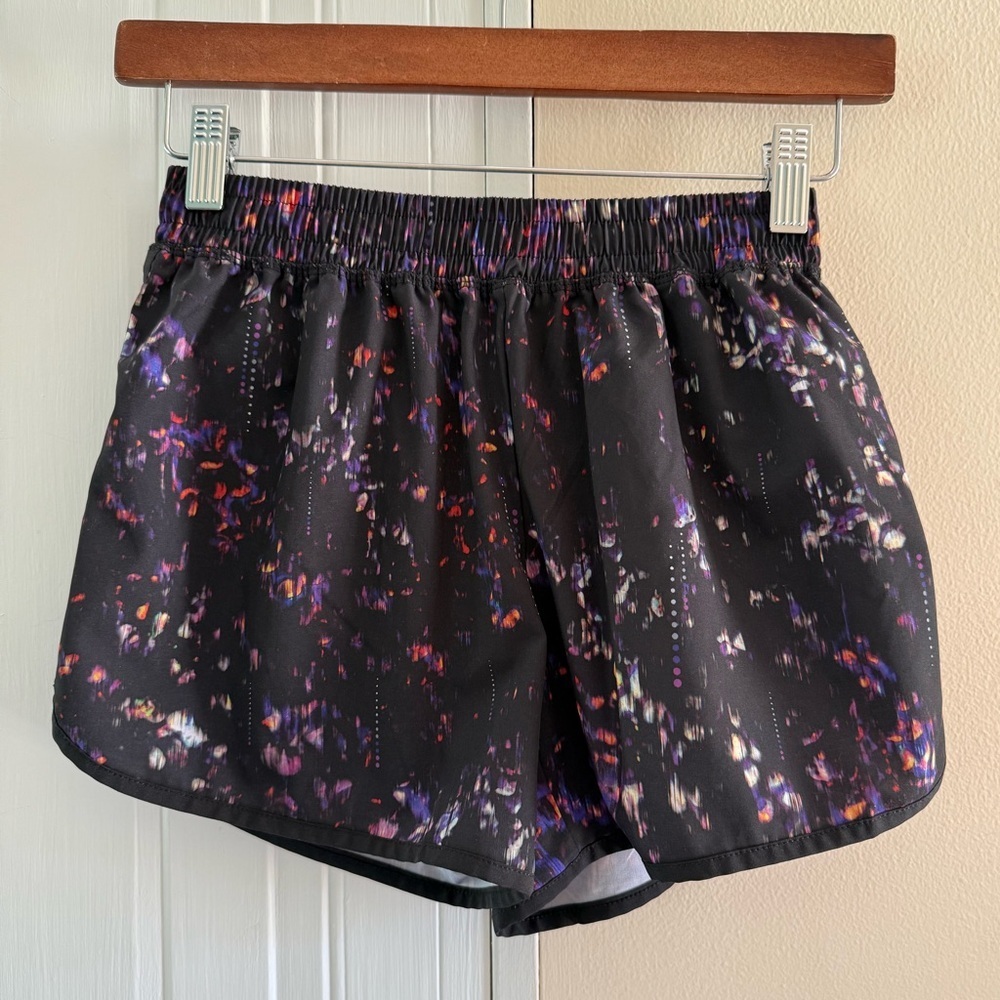 Champion Women's Running Shorts Stylish Black and Purple XS NWOT